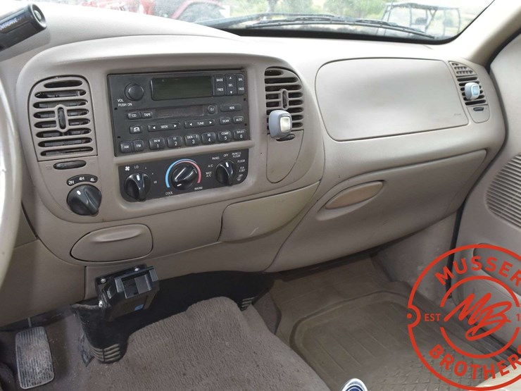 2001-ford-f150-image-27