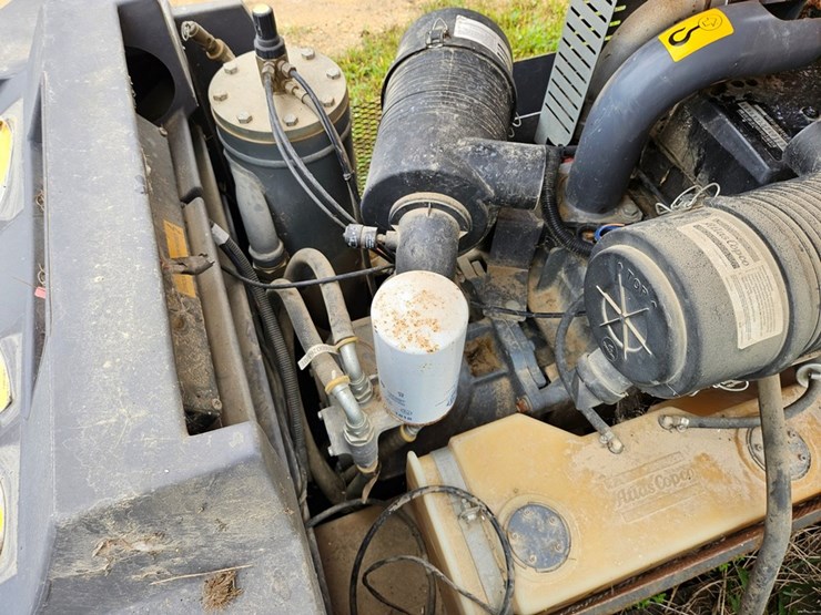 #2074-•-atlas-copco-dias-185-air-compressor-image-16
