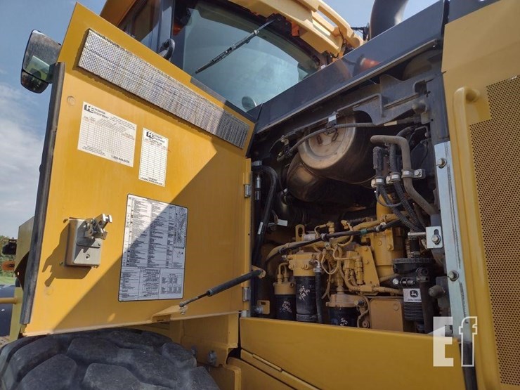 deere-544-p-tier-image-18