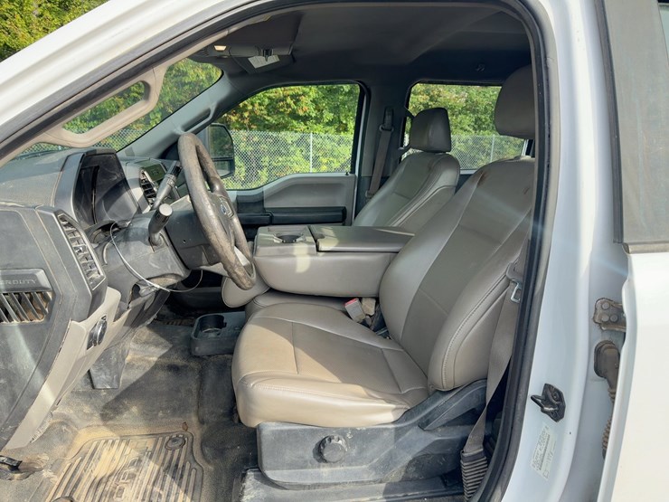 2018-ford-f450-xl-image-17