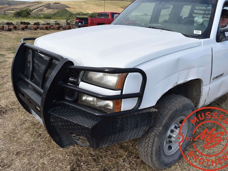 2007-chevrolet-2500-image-11