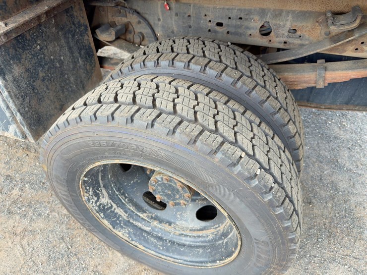 2006-ford-f450-xl-image-10