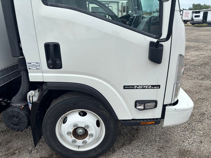 #2332-•-2021-isuzu-16'-box-truck-image-19