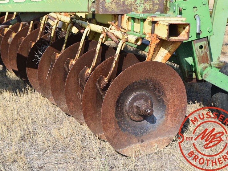 john-deere-360-image-17