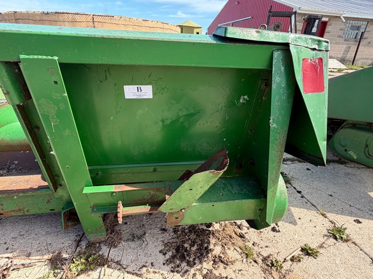 john-deere-444-image-7