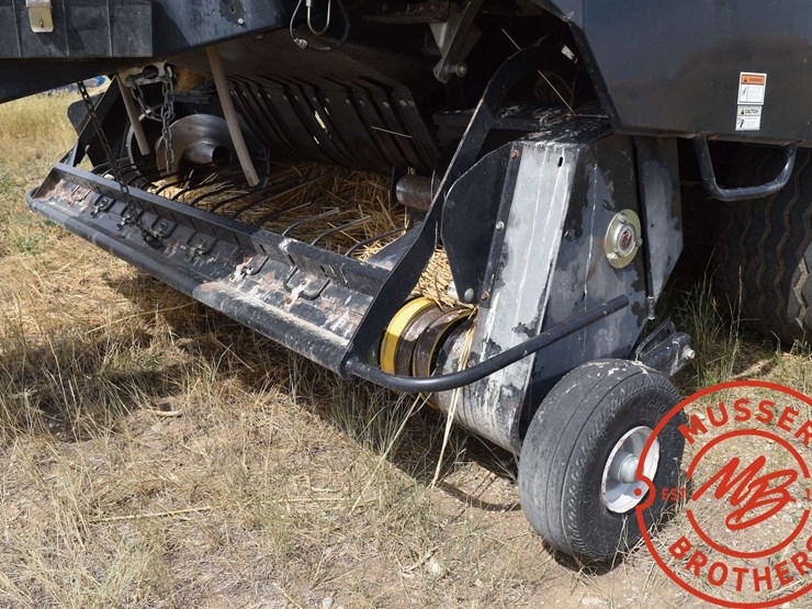 case-ih-lbx432-image-11