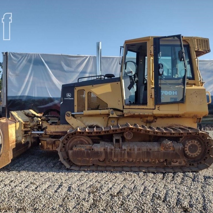 2002 DEERE 700H LT