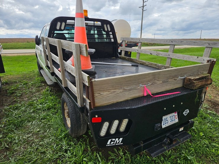 2001-ford-f350-image-17