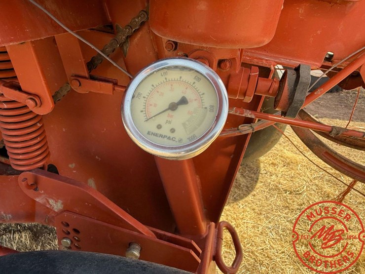 hesston-4655-image-8