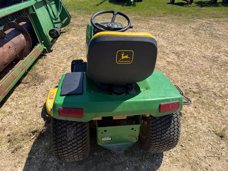 john-deere-345-image-4