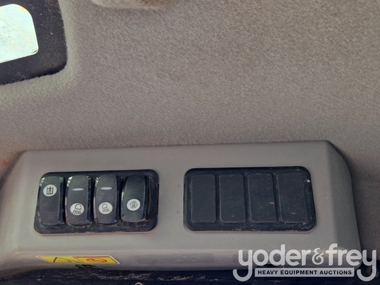 2019-caterpillar-299d2-image-55