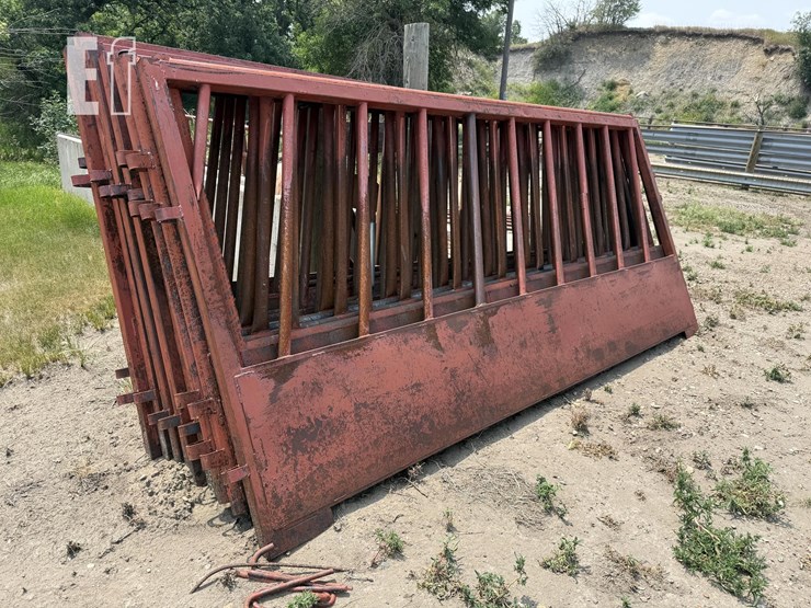 (11)-sturdi-feed-thru-fencing-panels-8265-1-image-1