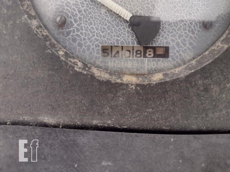 john-deere-2520-image-6