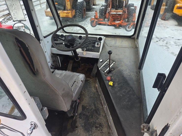 2011-capacity-tj5000dr-image-44