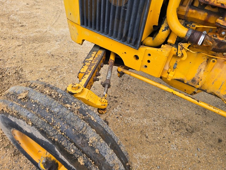#2039-•-john-deere-tractor-image-30