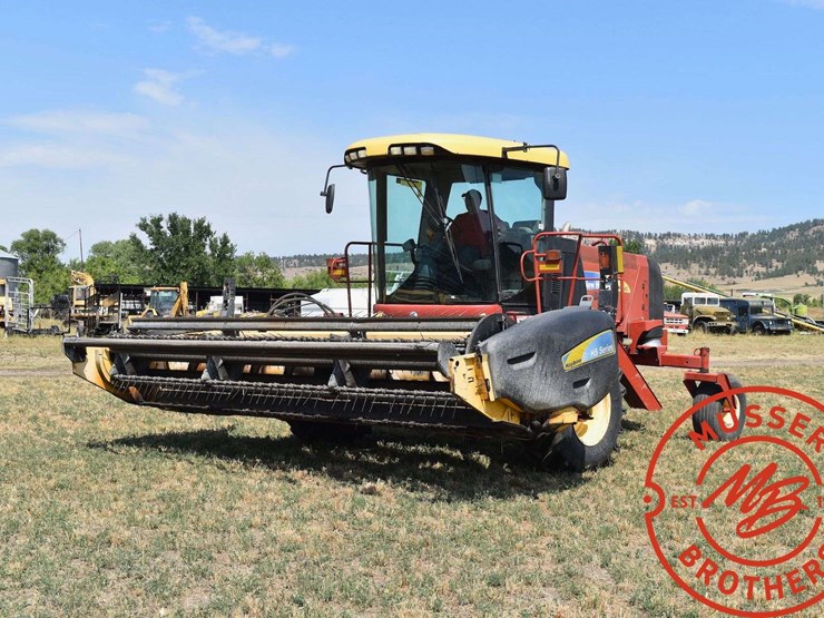 2010-new-holland-h8040-image-1