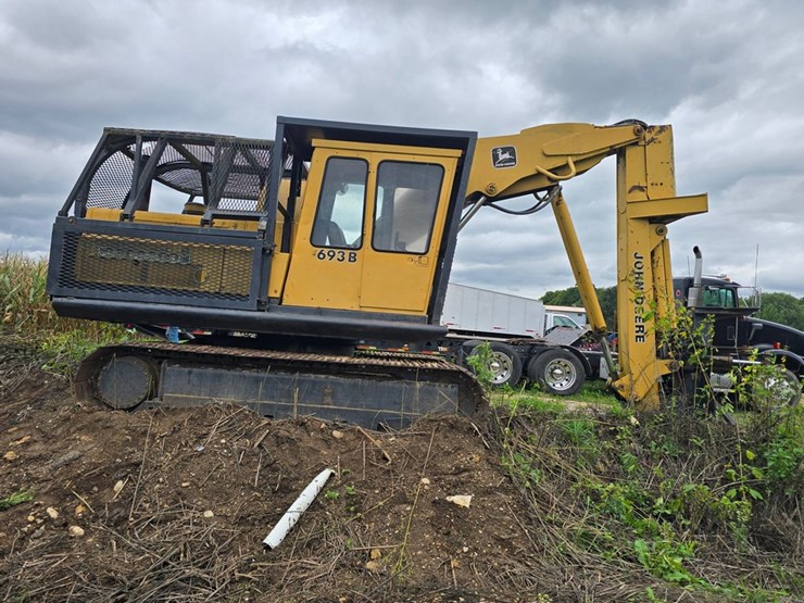 deere-693b-image-6