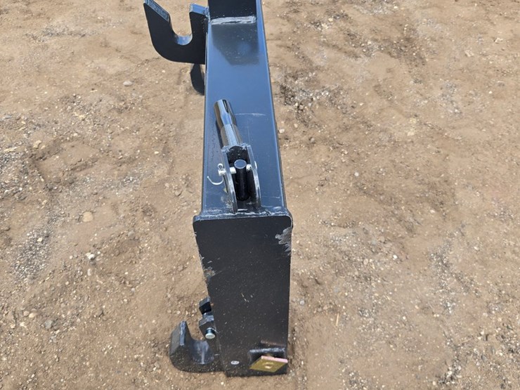 #2245-•-(edmore)class-2-tractor-quick-hitch-image-4