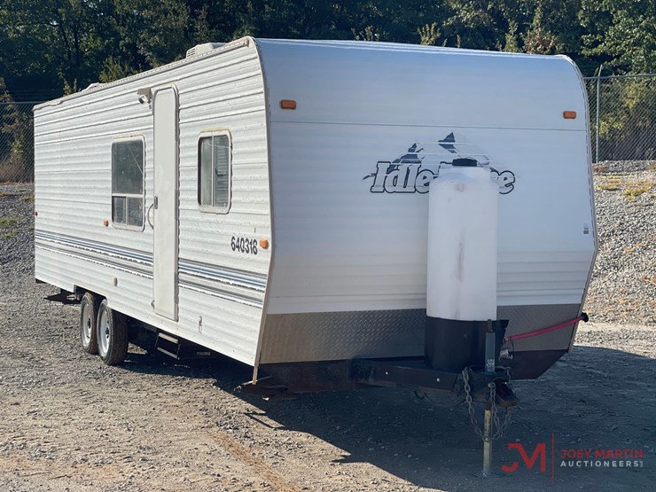 2015-allen-idle-time-t/a-camper-image-1