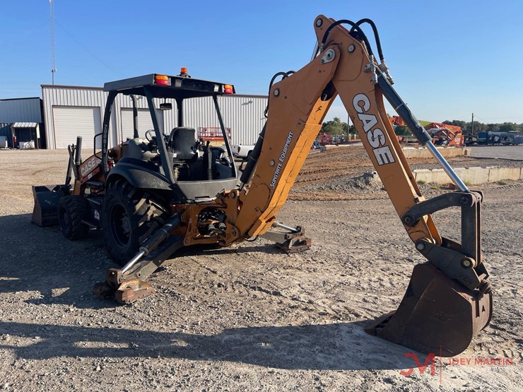 2020-case-580n-ep-loader-backhoe-image-5