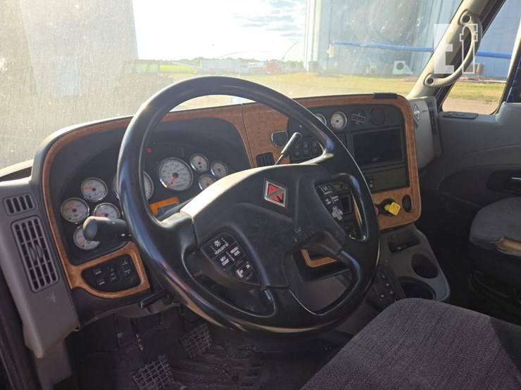 2009-international-prostar-image-7