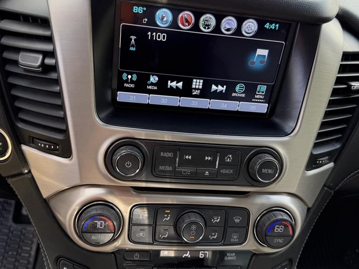 2018-gmc-yukon-denali-image-17