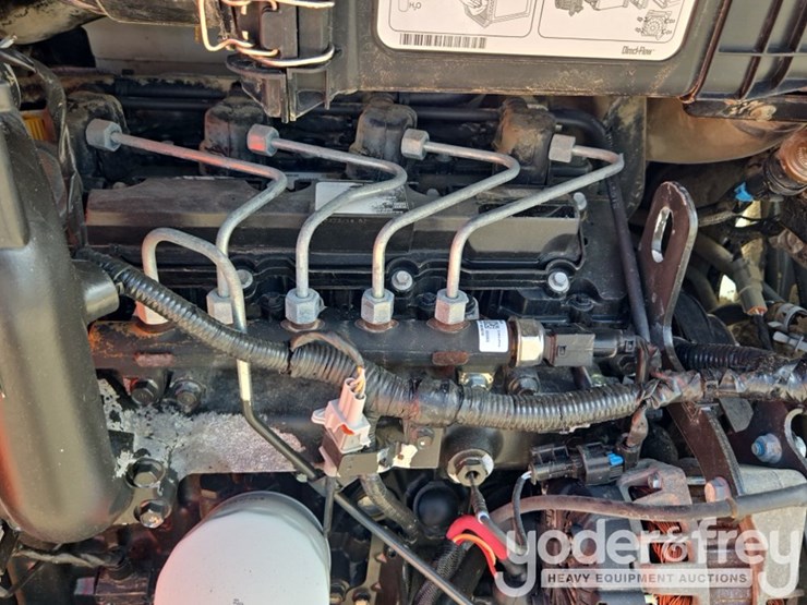 2017-bobcat-t590-image-40