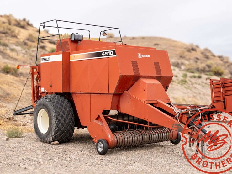 hesston-4910-image-1