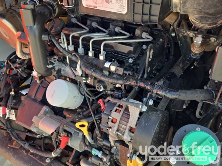 2017-bobcat-t590-image-39