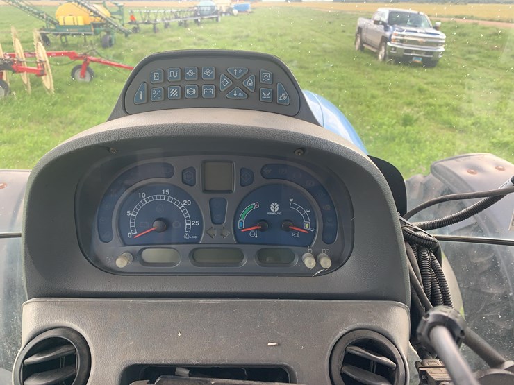 new-holland-ts125a-image-43