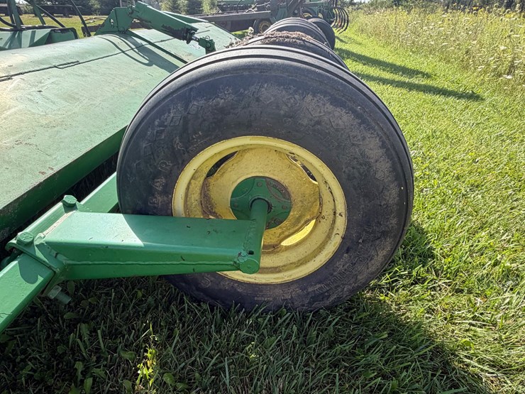 john-deere-27-image-5