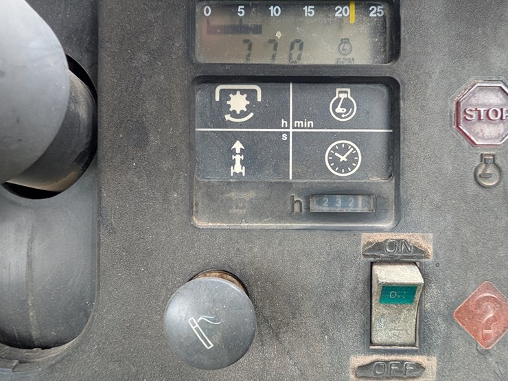 1987-john-deere-4850-image-34
