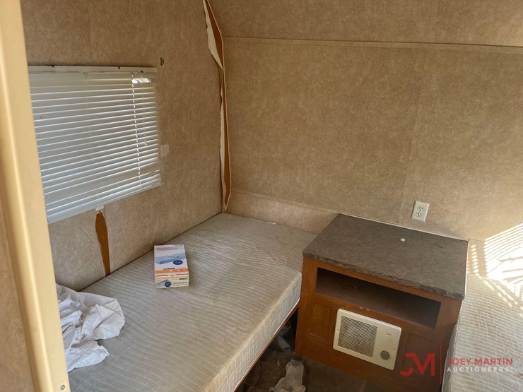 2015-allen-idle-time-t/a-camper-image-15