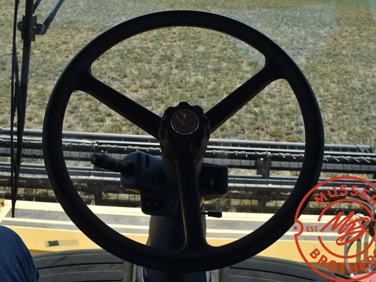 2010-new-holland-h8040-image-43