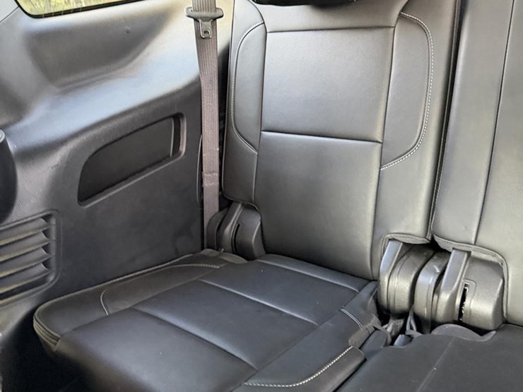 2018-gmc-yukon-denali-image-29