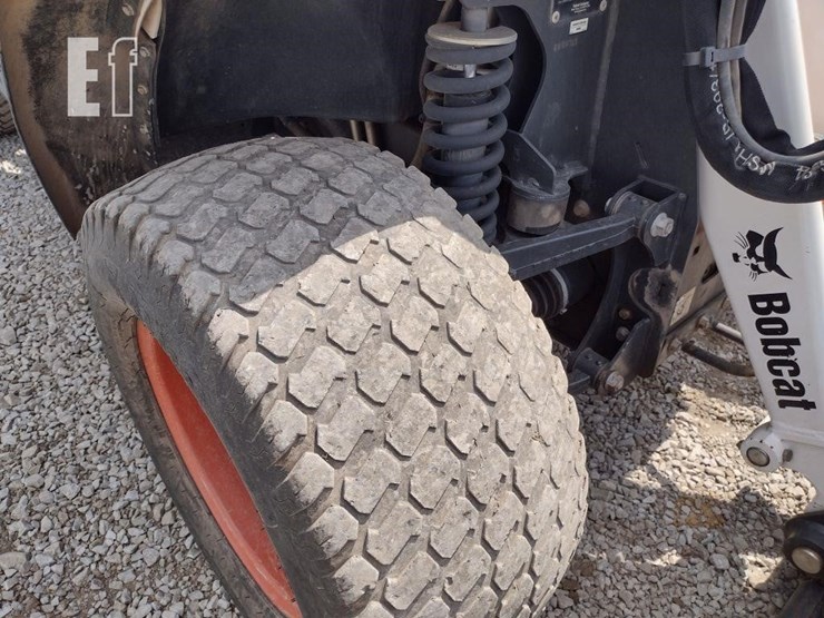 2021-bobcat-toolcat-5600-image-26