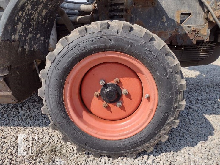 2021-bobcat-toolcat-5600-image-17