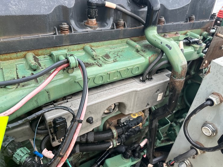 #5620-•-volvo-penta-twin-disc-pto-generator-image-17