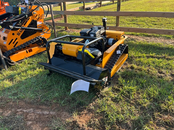 #137-•-remote-control-lawn-mower-image-1