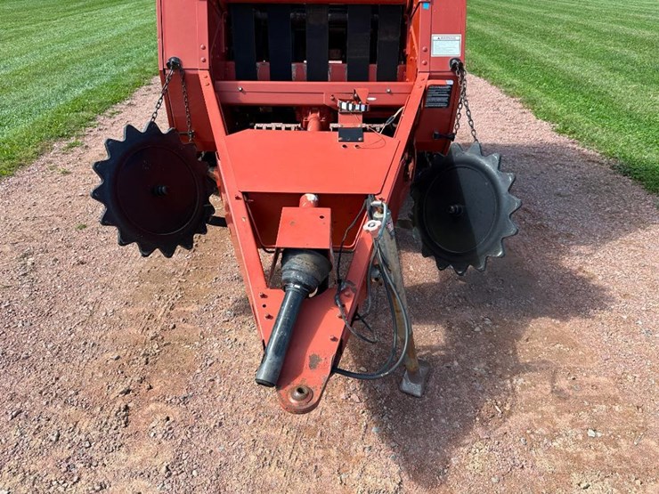hesston-730-image-11