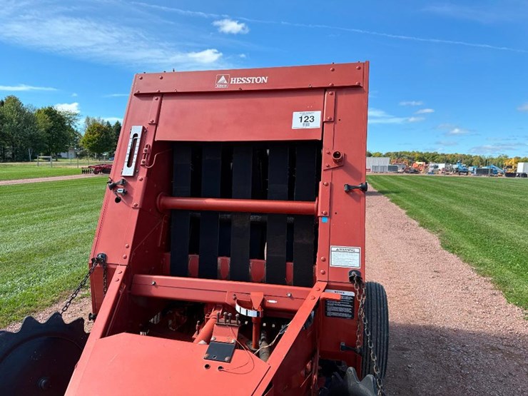 hesston-730-image-10