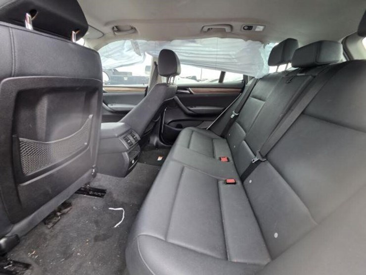 17-bmw-ll-5uxwz7c37h0v92960-image-6