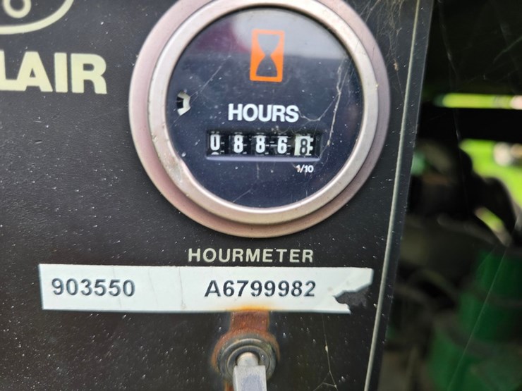 #2042-•-sulair-185-dpo-towable-air-compressor-image-11