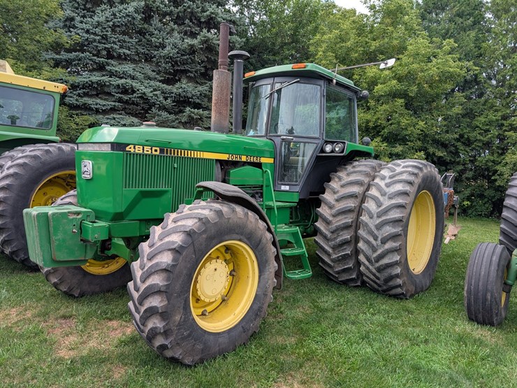 1987-john-deere-4850-image-1