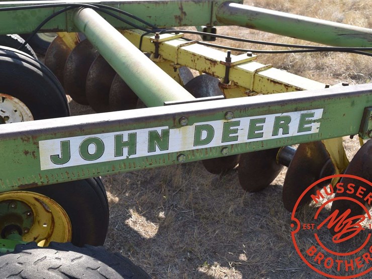 john-deere-360-image-28