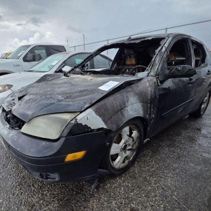 06 FORD 4D 1FAFP34N46W175733
