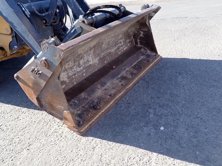 2019-deere-210lep-image-6