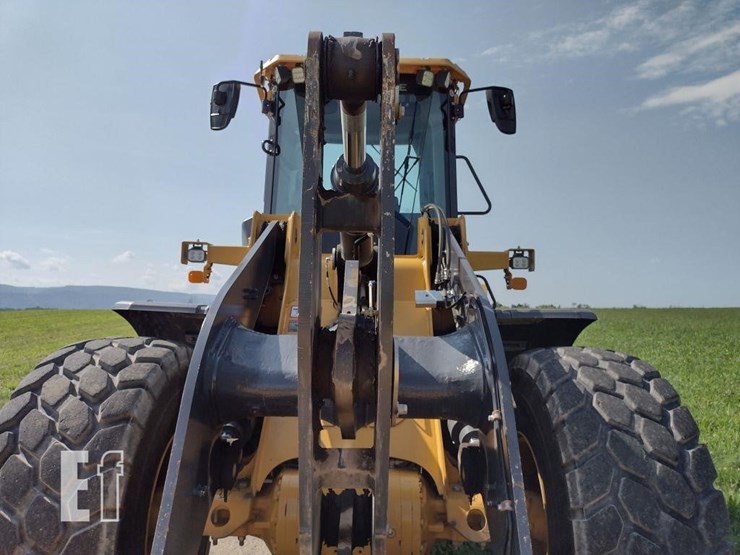 deere-544-p-tier-image-26