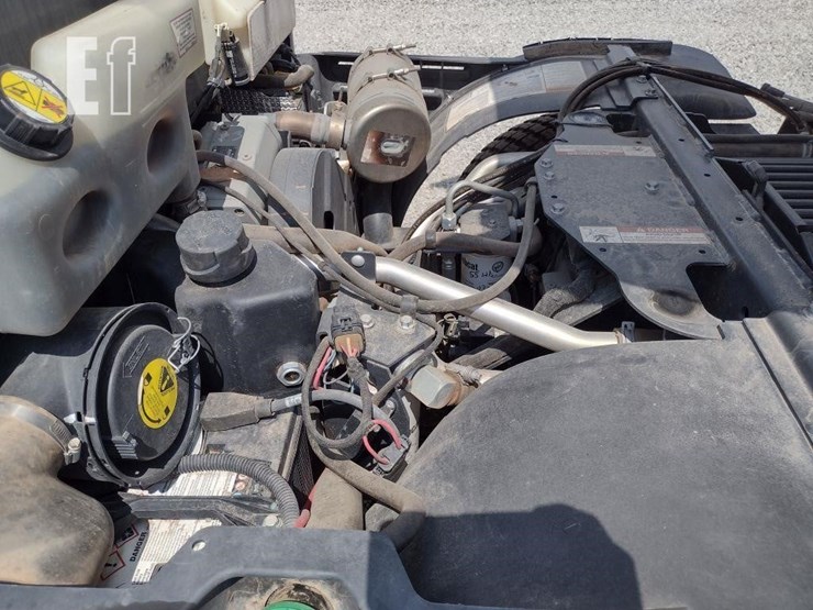 2021-bobcat-toolcat-5600-image-32