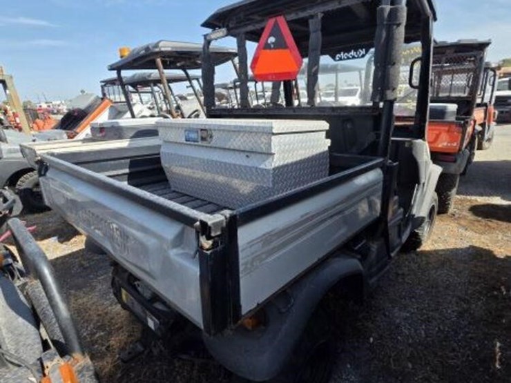 2018-kubota-rtvx900g-image-3